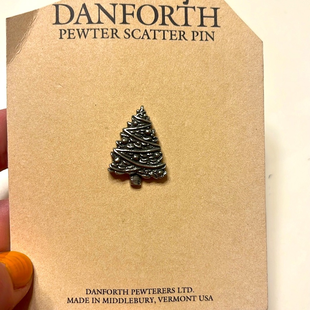 Danforth pewter scatter pin